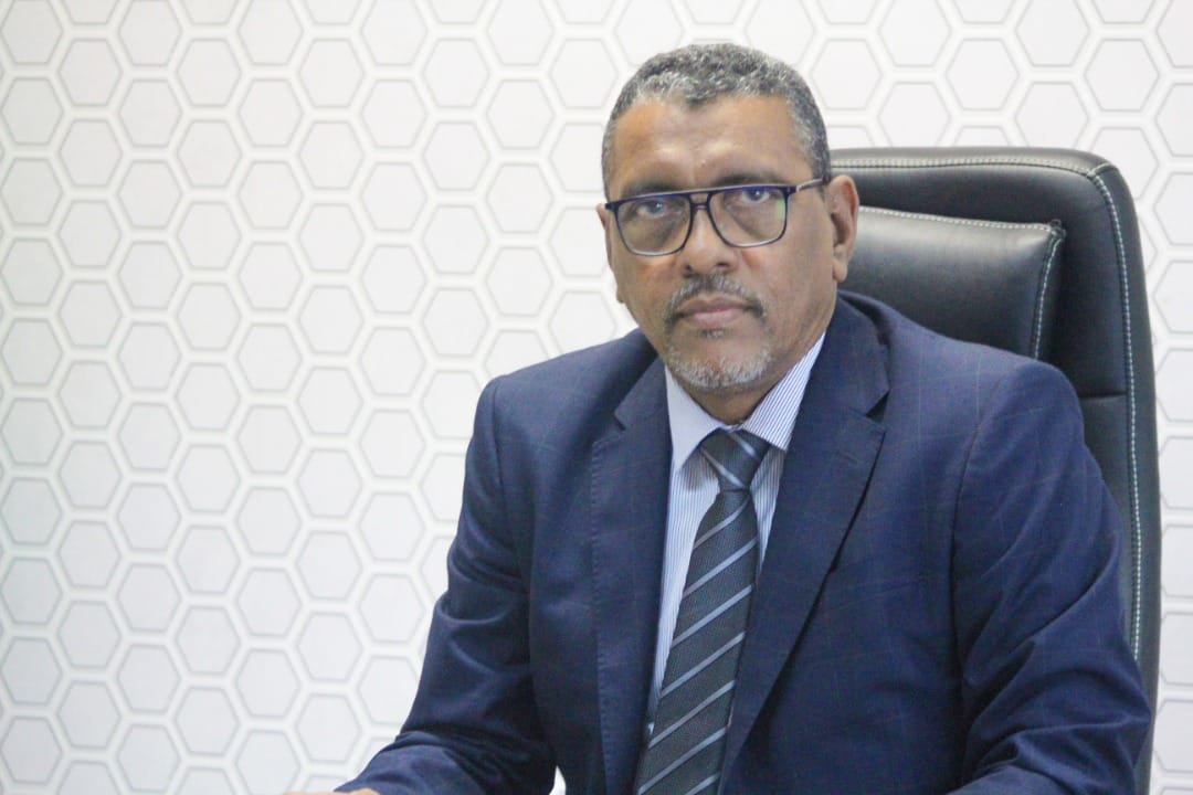 إدوم ولد عبدي أجيد/ الأمين العام لوزارة الصيد والاقتصاد البحري